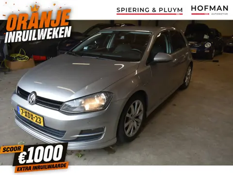 Volkswagen Golf 1.2 TSI Highline Camera Navi PDC Volledig onderhoud