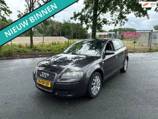 Audi A3 Sportback 1.6 FSI Ambiente ZO INGERUILD ZO WEG PRIJSJE