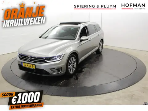 Volkswagen Passat GTE Virtual Pano Leer Camera Trekh