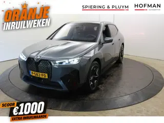 BMW iX xDrive40 High Exe Sport SOH 100% El Trek Pano Head Up Camera