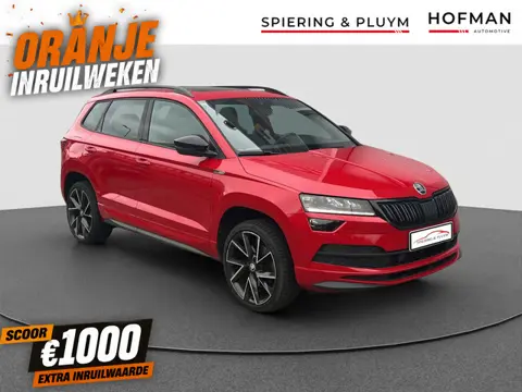 Škoda Karoq 1.5 TSI ACT Sportline Business | Pano | Adaptive | Trekhaak | Canton | Dodehoek det. |