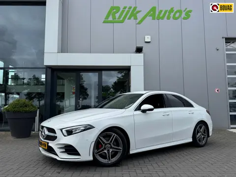 Mercedes-Benz A-klasse 200 AMG Edition Premium Plus. * Camera