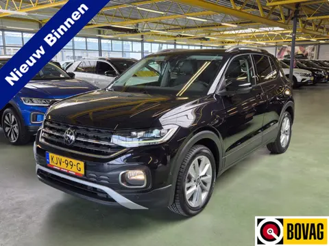 Volkswagen T-Cross 1.0 TSI Style -110pk- Automaat | Trekhaak | LED | Camera |  Navi | Rijklaarprijs 