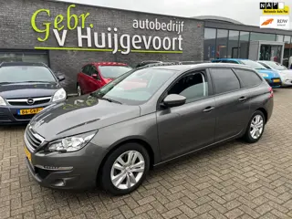 Peugeot 308 SW 1.2 PureTech Blue Lease Executive