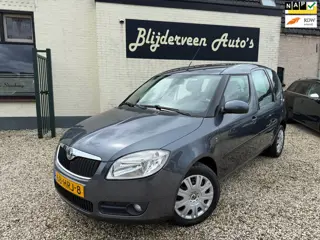 Skoda Roomster 1.6-16V Ambition Airco | Trekaak | 2e Eigenaar