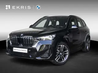 BMW iX1 xDrive30 | M Sportpakket | Innovation Pack | 19 inch | Comfort Access | Driving Assistant Pl