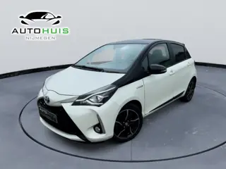 Toyota Yaris Automaat 1,5 Hybride bi tone Camera Cruise Control LED 16" lm