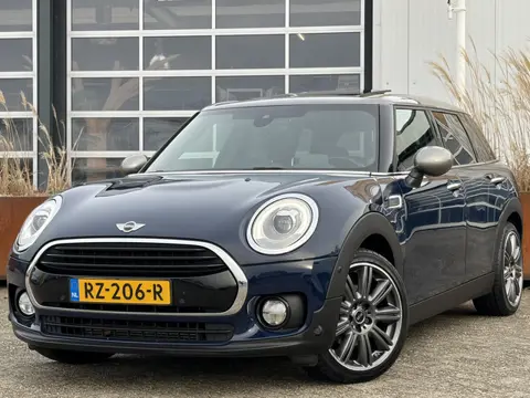 MINI Clubman 1.5 Cooper Chili 136pk | Automaat | Achteruitrijcamera | Cruise control adaptief met st