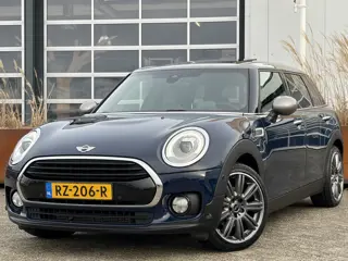 MINI Clubman 1.5 Cooper Chili 136pk | Automaat | Achteruitrijcamera | Cruise control adaptief met st