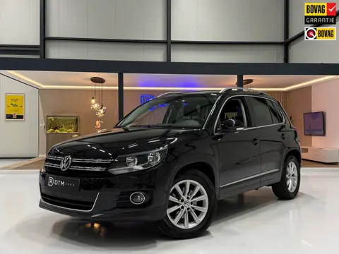 Volkswagen Tiguan 1.4 TSI Sport&Style Aut. | Navigatie | CarPlay | LED | Cruise | PDC |Clima