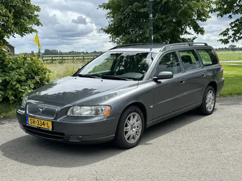 Volvo V70 2.5T AWD Leer * Automaat (bj 2006)
