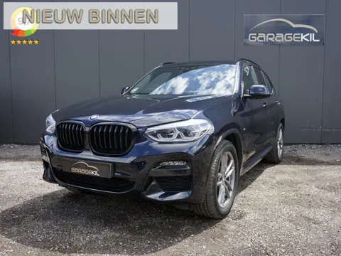 BMW X3 xDrive20i High Executive M-Sport / Elek. Trekhaak / Harman-Kardon / Shadow Line / Head-Up / C