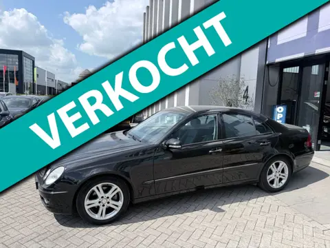 Mercedes-Benz E-klasse 230 V6 Avantgarde NIEUWSTAAT! INRUIL MOGELIJK!