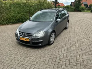 VOLKSWAGEN GOLF 1.9 TDI TRENDLINE