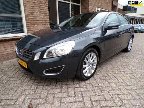 Volvo S60 1.6 T4 Kinetic Automaat