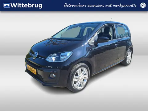 Volkswagen up! 1.0 BMT High Up! Parkeersensoren / Cruise control / LMV 15" / Navi By App / Bluetooth
