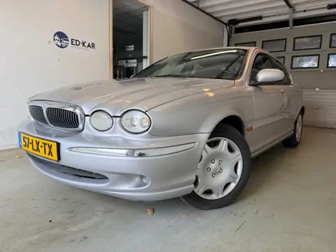 JAGUAR X-TYPE 2.0 V6 Business Edition 2DE EIG. rijdt goed Handel prijs GEEN APK 