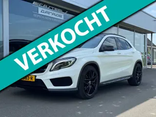 Mercedes-Benz GLA-klasse 180 Ambition AMG night-pakket automaat , Apple-carplay , Panoramaschuifdak 