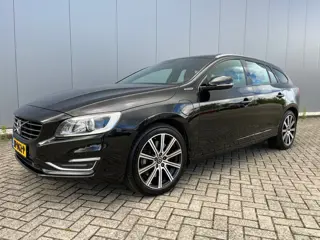 Volvo V60 2.4 D5 Twin Engine Special Edition Panorama