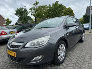 Opel Astra Sports Tourer 1.4 Business Edition Apk 20/4/27,Airco,Cruise,Navi,Elek-pakket