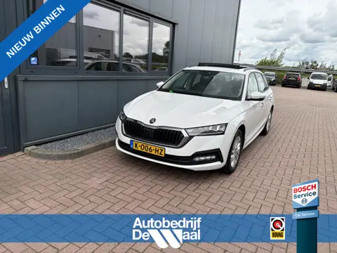 Škoda Octavia Combi 1.0 TSi Business Edition PANORAMDAK/CAMERA/ADAPT.CRUISE/PDC/WINTERPACK
