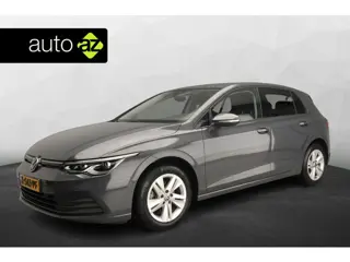 Volkswagen Golf 1.0 eTSI Life Business dealer onderhouden | LED Plus | Discover Pro