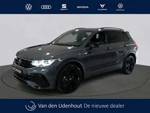 Volkswagen Tiguan 1.5 TSI R-Line Business+ | Trekhaak | Panoramadak | Black Style |