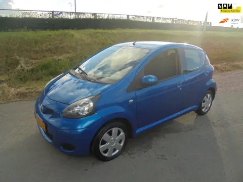 Toyota Aygo Toyota ayco 1.0 benzine 5 deurs airco navigatie 150.000km eerste eigenaar