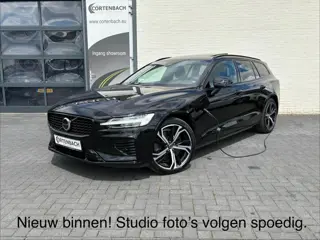 Volvo V60 2.0 T8 Plug-in hybrid AWD Ultimate Dark Long Range | Panorama dak | Harman Kardon | Adapti