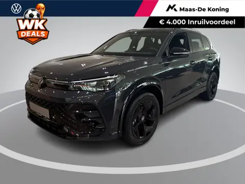 Volkswagen Tiguan R-Line 1.5 eHybrid 204 PK 6 versn. DSG · Voorstoelen verwarmd · Achteruitrijcamera