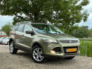 Ford Kuga 1.6 Titanium 4WD | Automaat | Pano/schuif dak + Leder nu €13.975,-!!