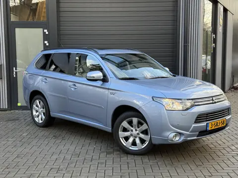 Mitsubishi Outlander 2.0 PHEV instyle+