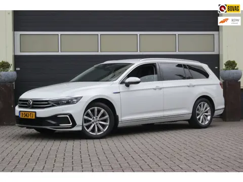 Volkswagen Passat Variant 1.4 TSI PHEV GTE Business | Trekhaak |