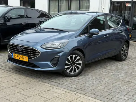 Ford Fiesta 1.0 EcoBoost Hybrid Titanium, Apple Carplay/Android,Navigatie,Cruise control,Parkeersens