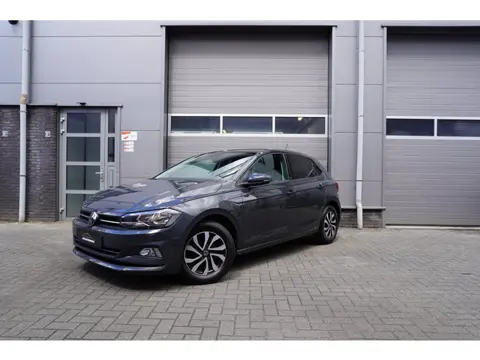 Volkswagen Polo 1.0 TSI Highline |110 pk| Stoelverwarming| IQ.DRIVE
