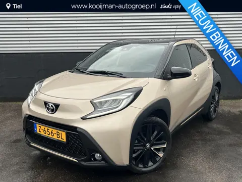 Toyota Aygo X 1.0 VVT-i S-CVT Automaat Pulse  Nieuw geleverd, 1e eign. AppleCarPlay/AmdroidAuto, 18"