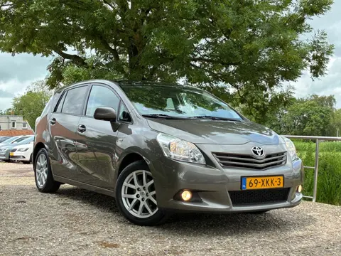 Toyota Verso 1.8 VVT-i Business Titanium | Panodak + Navi + Clima + Cruise nu €8.975,-!!