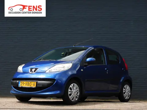Peugeot 107 1.0-12V XS 4 SEIZOENEN BANDEN! AIRCO! C.V. AFSTANDSBEDIENING!