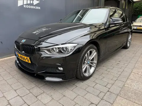 BMW 3-SERIE 328I XDRIVE HIGH EX.