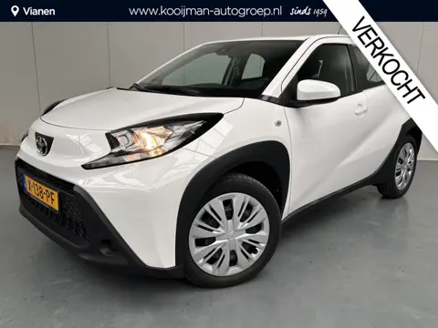 Toyota Aygo X 1.0 VVT-i S-CVT Play