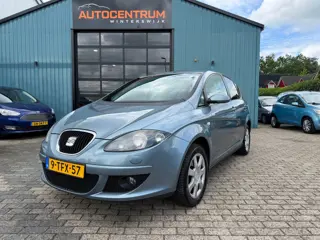 Seat Altea XL 2.0 FSI Businessline AUTOMAAT Cruise Nwe Apk Opendak Trekhaak