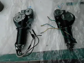 Headlights lift motors for Lamborghini Miura