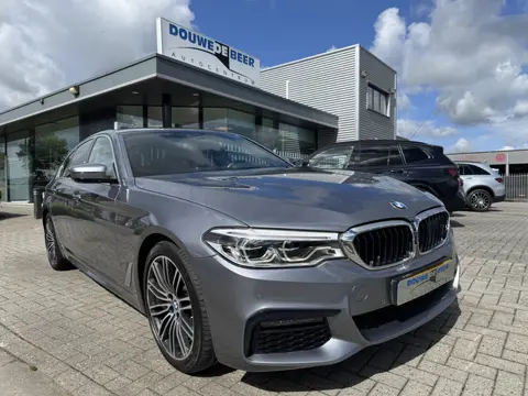 BMW 5 Serie 520i High Executive Edition M-sport (bj 2019)