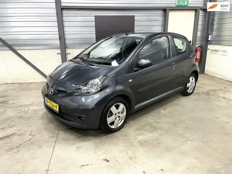Toyota Aygo 1.0-12V Sport AIRCO APK goed onderhouden
