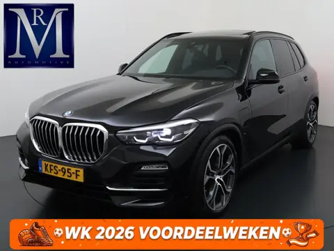 BMW X5 xDrive45e High Executive VAN: 55.900,- VOOR: 51.877,- UW WKVOORDEEL: 4.023,- | HARMAN KARDON|
