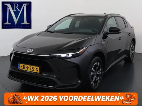 Toyota bZ4X Dynamic 71 kWh VAN: 34.900,- VOOR: 31.877,- UW WKVOORDEEL: 3.023,- | 3 FASE | LEKKER COM