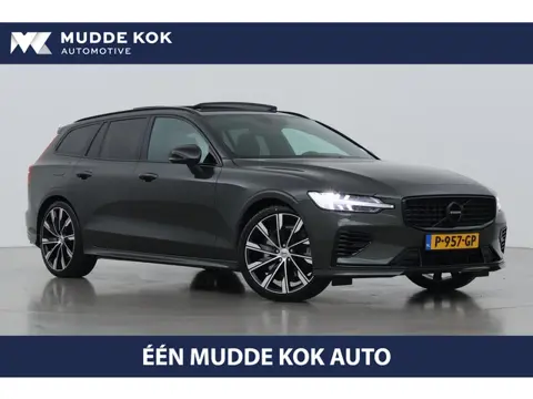 Volvo V60 2.0 T6 Plug-in hybrid AWD Plus Dark | Panoramadak | 20 inch | Trekhaak | Camera | Stoelgeh