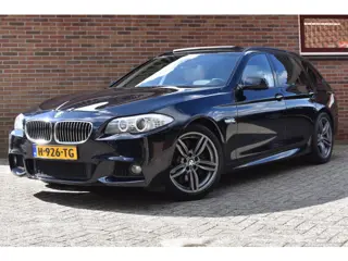 BMW 5-serie Touring 528i High Executive '10 Pano M PAkket Xenon Leder Clima Navi Cruise Inruil mogel
