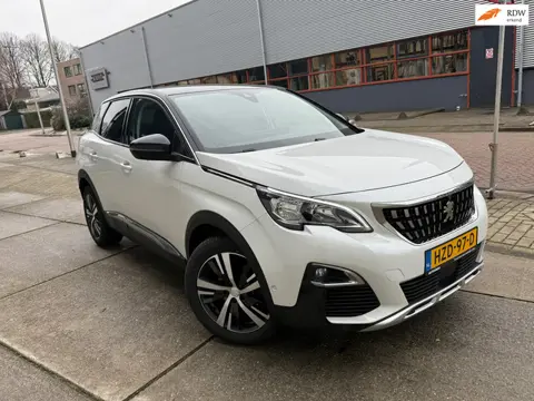 Peugeot 3008 1.2 PureTech Active Pack Business TREKHAAK AUTOMAAT APK CLIMA
