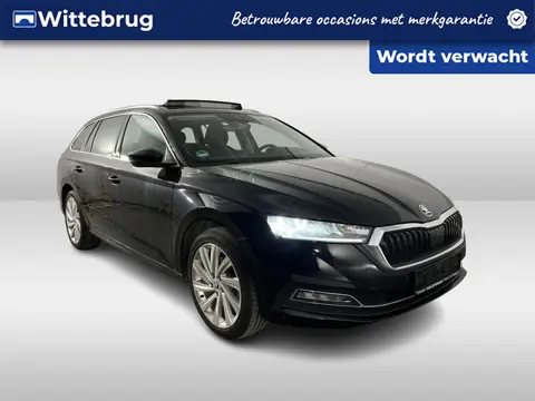 Škoda Octavia Combi 1.4 TSI iV PHEV Style / AUTOMAAT/ PANO/ CAMERA/ PARK. SENSOREN/ DODE HOEK/ MEMOR